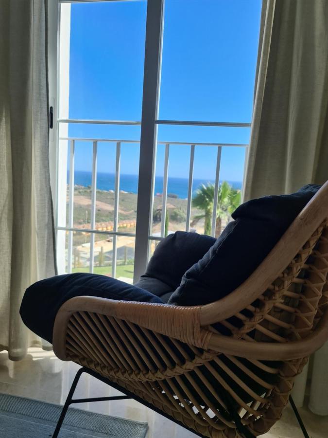 Seaside Serenity - Stylish With Spectacular Views Manilva