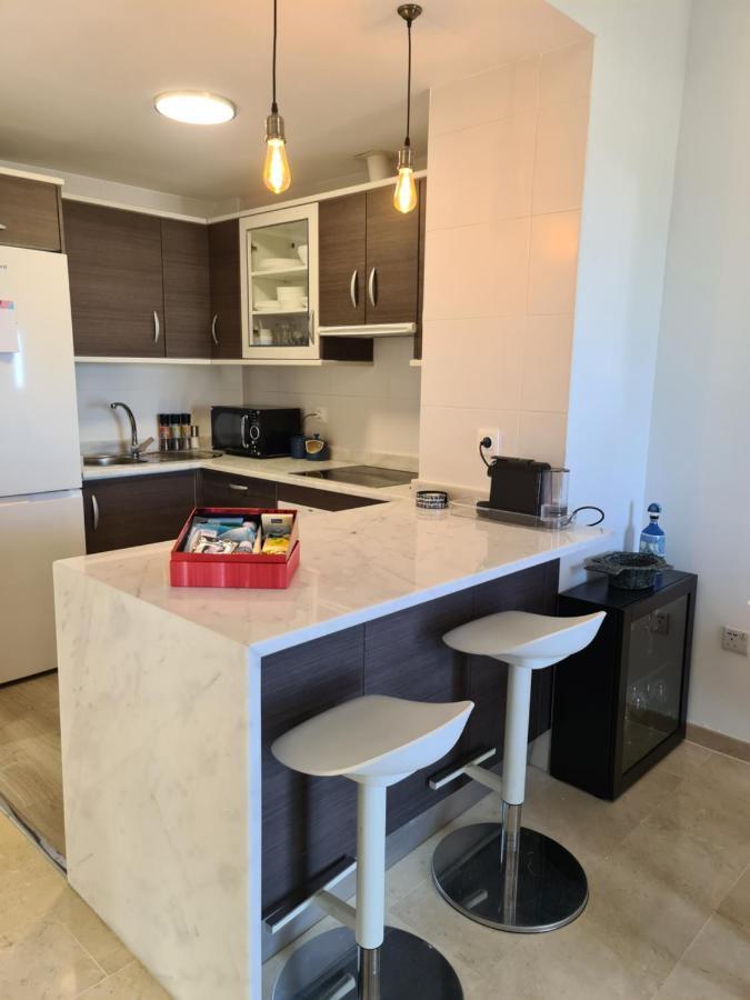 Apartment Seaside Serenity - Stylish With Spectacular Views