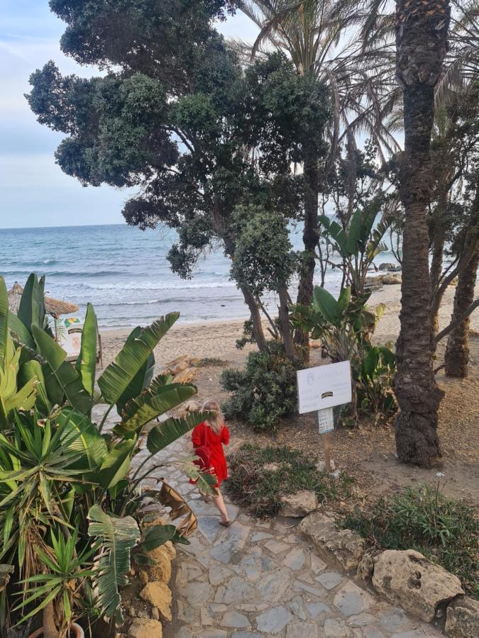 Apartment Seaside Serenity - Stylish With Spectacular Views Manilva